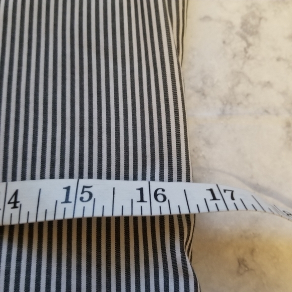 American Eagle S Blue White stripe‎ button up shirt - Picture 6 of 8